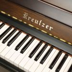 中古ピアノ KREUTZER （クロイツェル） MEISTER-I 鍵盤