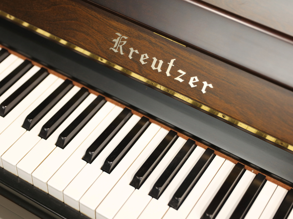 中古ピアノ KREUTZER （クロイツェル） MEISTER-I 入荷しました