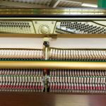 中古ピアノ YAMAHA （ヤマハ） YU33W　内部