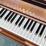 中古ピアノ YAMAHA （ヤマハ） UX30WnC　鍵盤