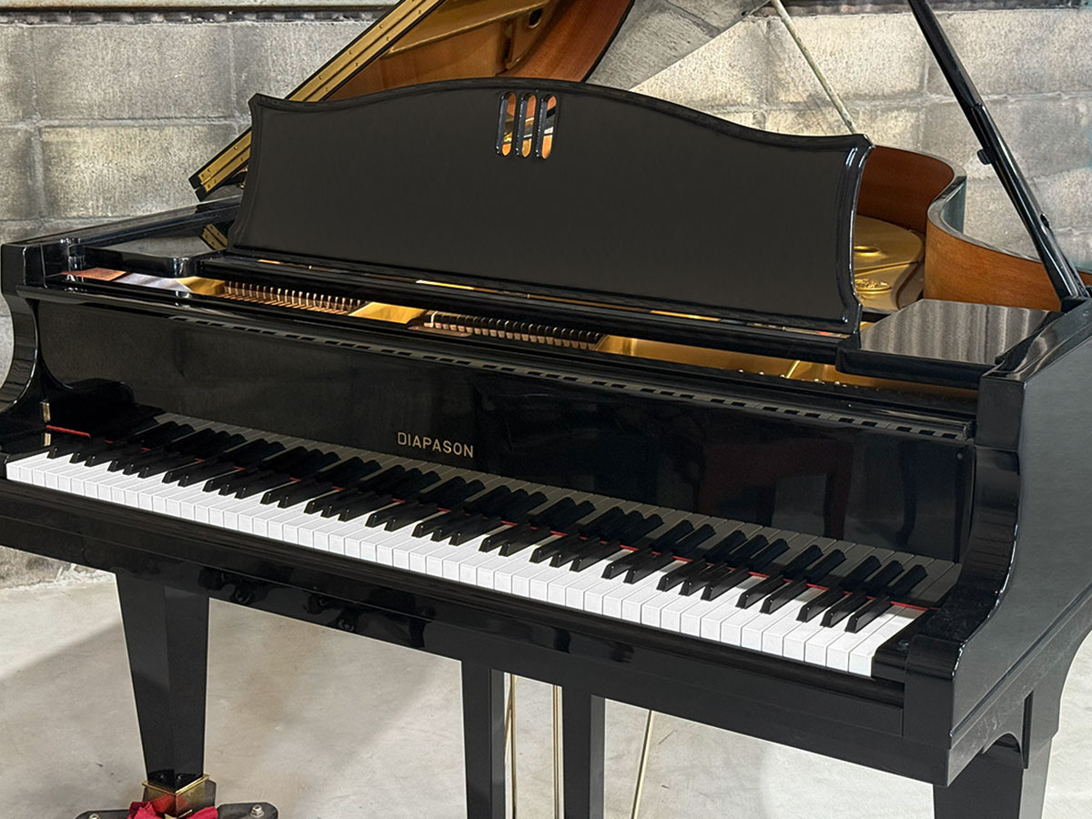 中古グランドピアノ DIAPASON （ディアパソン） DR5