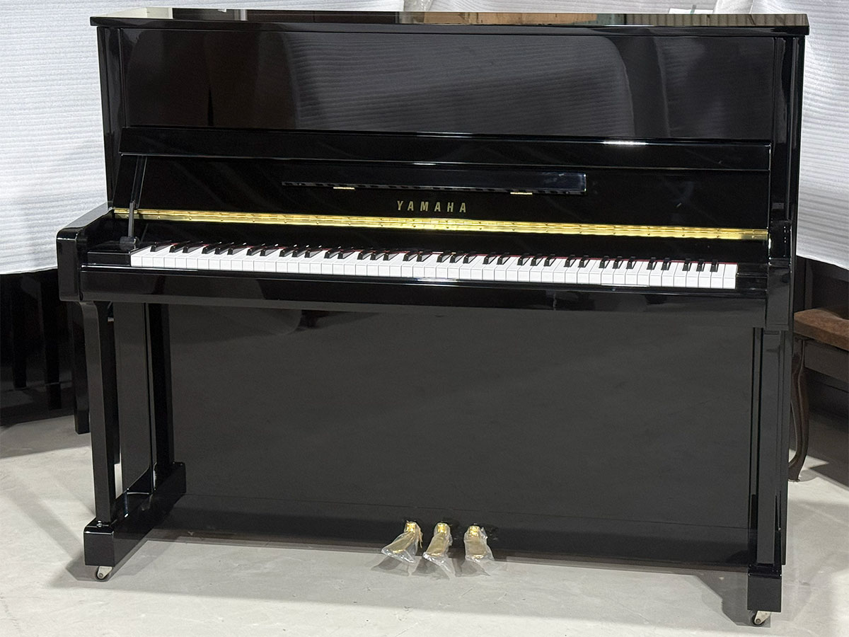 中古ピアノ YAMAHA (ヤマハ) b121