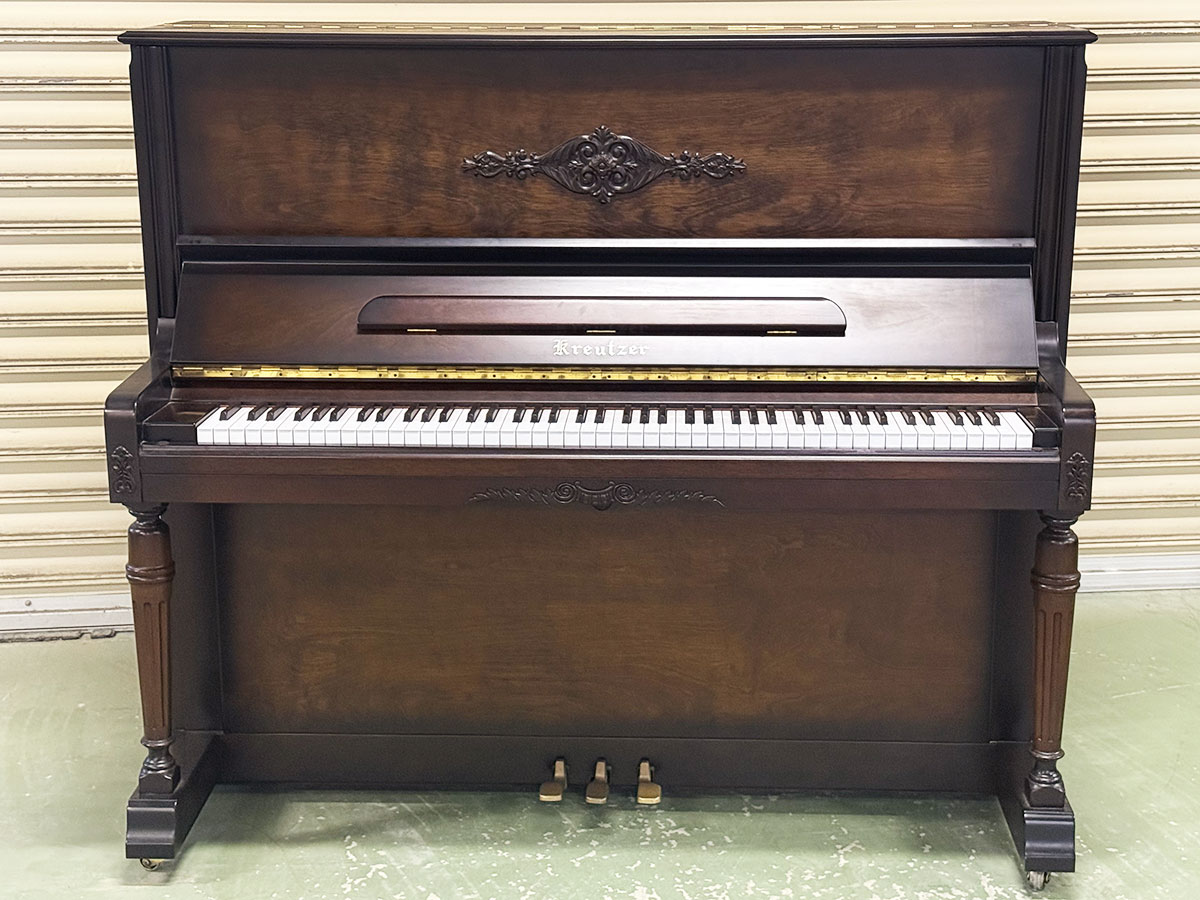 中古ピアノ KREUTZER （クロイツェル） KE703