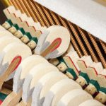 中古ピアノ KREUTZER （クロイツェル） KE703　レンナーハンマー